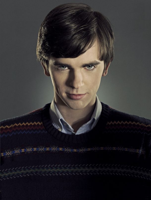 norman_creepy_bates_motel-610x808